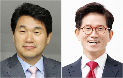 이주호 교육부 장관 후보자(왼쪽)와 김문수 경사노위 위원장. 연합뉴스