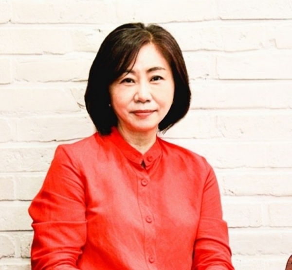 이서인 시인·재향군인회여성회 회장